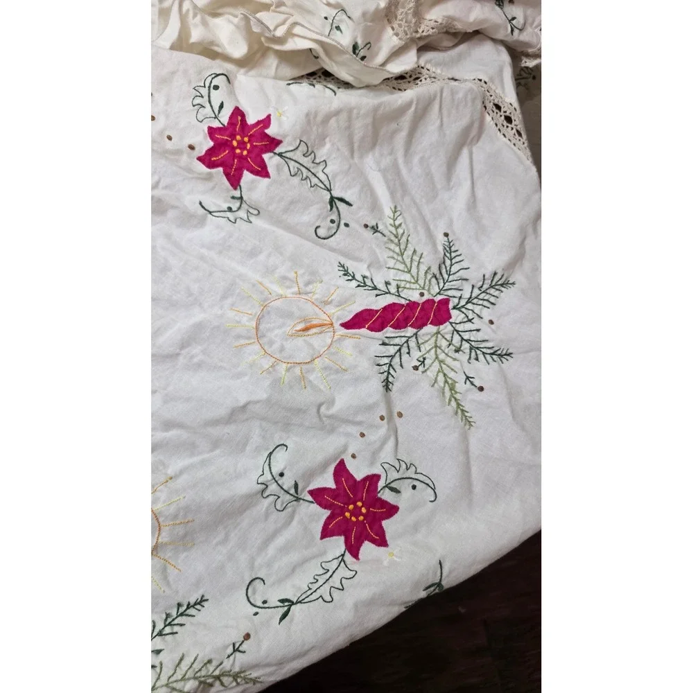 VTG Hand Embroidered Christmas Round Tablecloth Ivory Lace Candle Poinsettia
